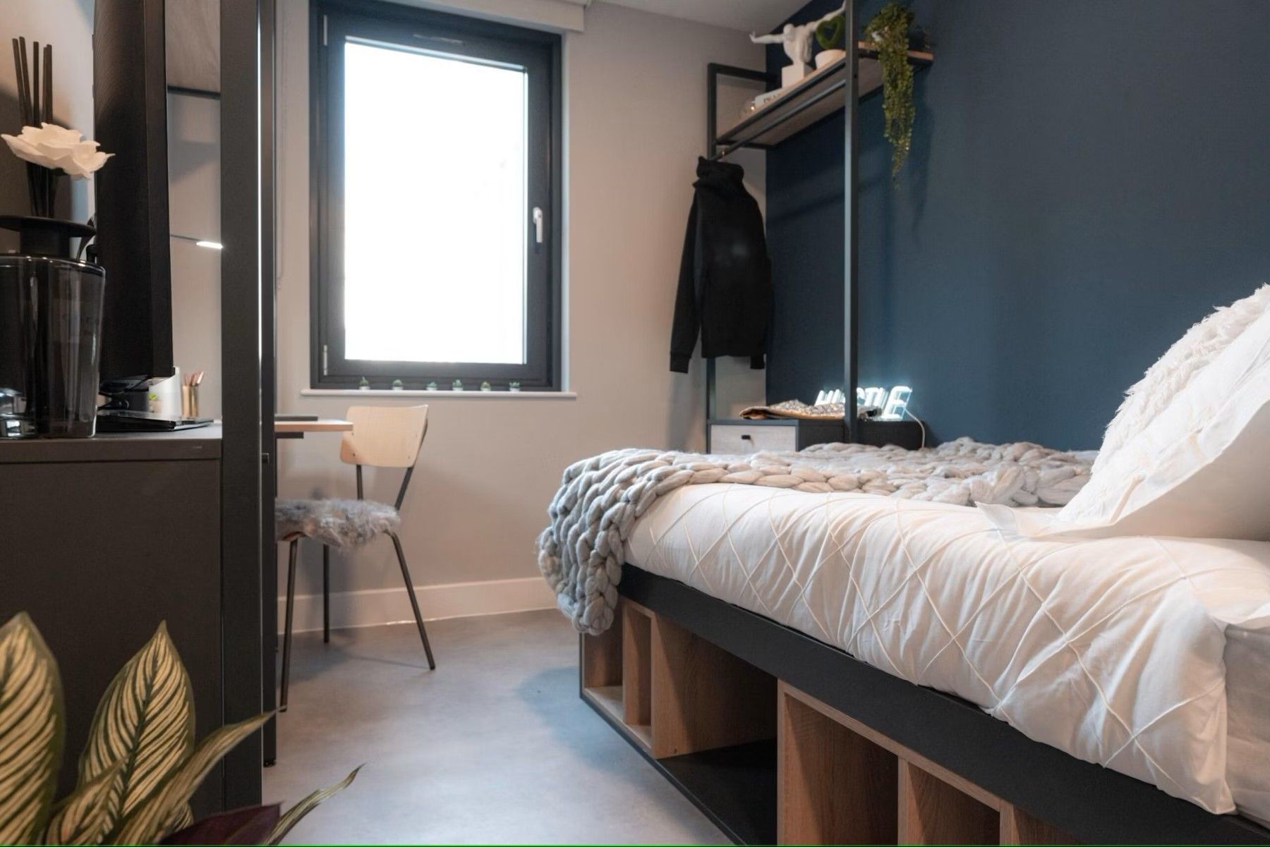 Mini Mezzanine Apartment